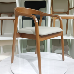 Upholstered leather seat