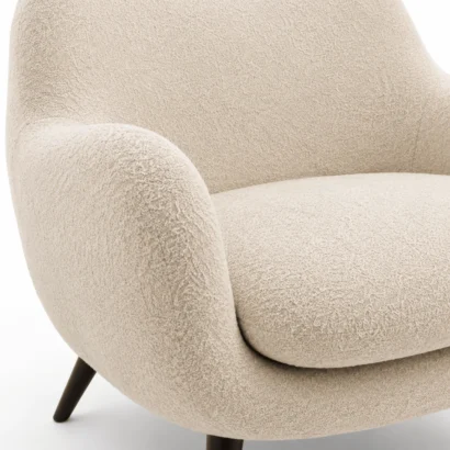 Modern Luxury Vento accent armchair in Dubai